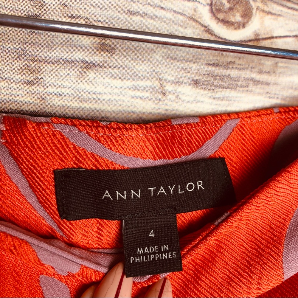 Ann Taylor luxe skirt size 4 - Picture 3 of 7